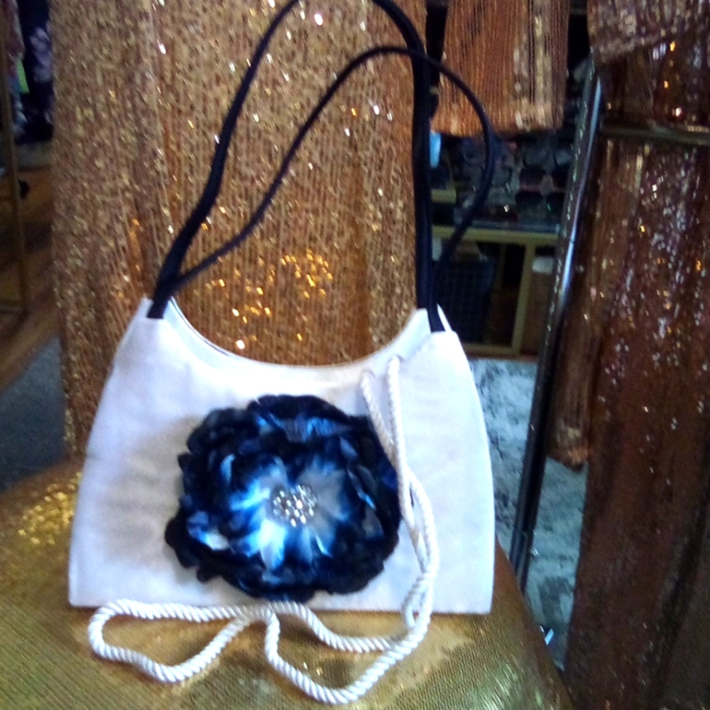 Dress bag..brand new . 10x7"